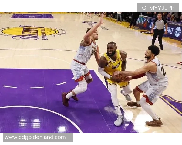 湖人掘金激战九月二十一日季后赛精彩回顾与分析